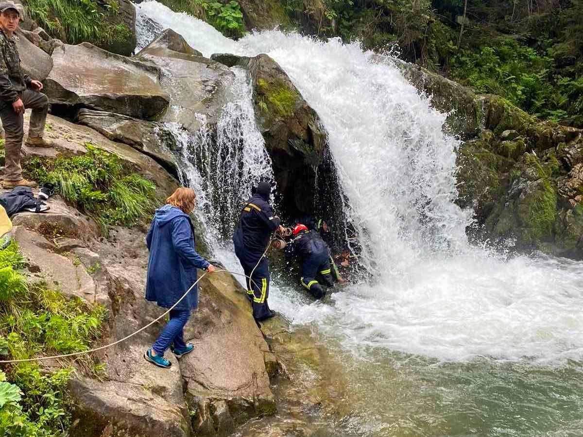 Гибель школьника на водопаде в Каменке: дата похорон