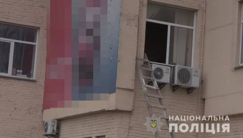 розбій пограбування в Києві винесли сейфи розбій пограбування в Києві винесли сейфи