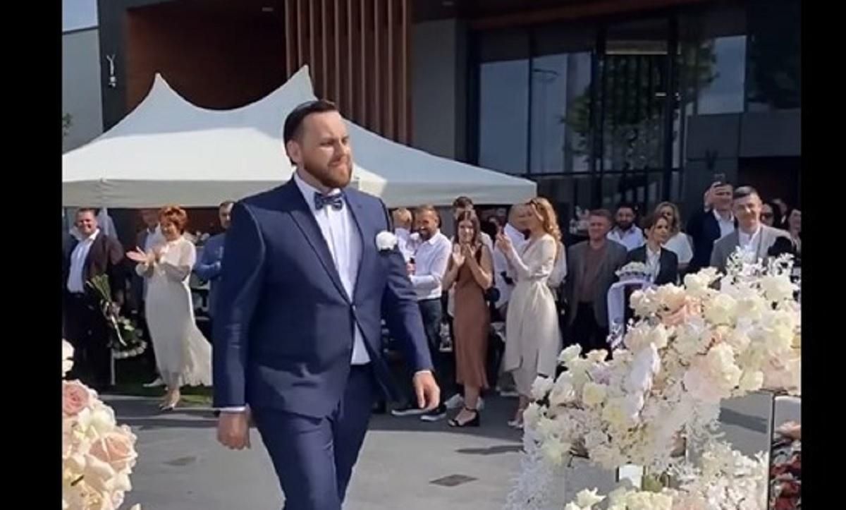 Свадьба за 1,5 миллиона депутата из Ровно: сайт СМИ лег Свадьба за 1,5 миллиона депутата из Ровно: сайт СМИ лег