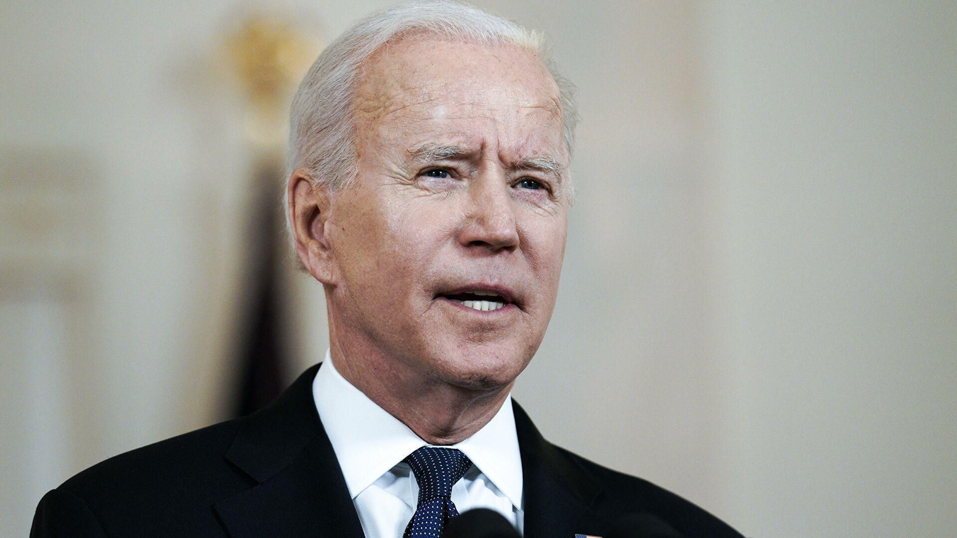 Байден привітав падіння безробіття в США Байден привітав падіння безробіття в США