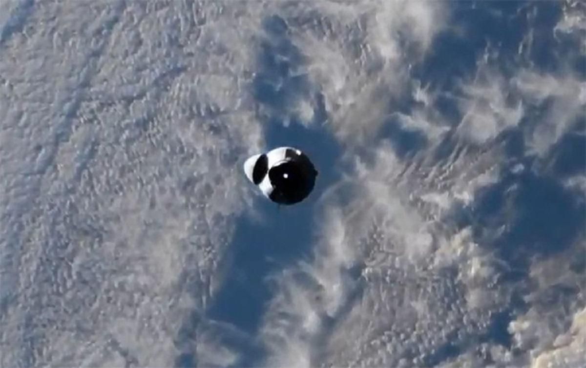 Корабль SpaceX Dragon успешно пристыковался к МКС