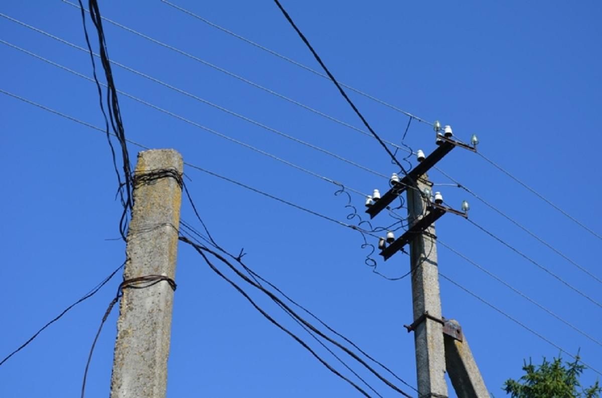 На Полтавщине 8-летнюю девочку во время рыбалки ударило током На Полтавщине 8-летнюю девочку во время рыбалки ударило током