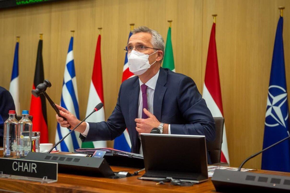 Генсек НАТО: готові захищати союзника від загроз Мінська чи Москви Генсек НАТО: готові захищати союзника від загроз Мінська чи Москви