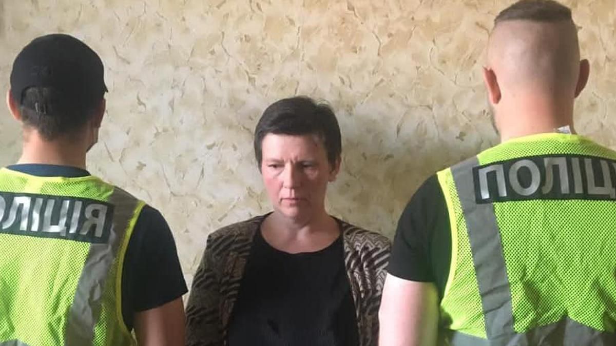 На Київщині впіймали віртуозну шахрайку - Новини кримінал На Київщині впіймали віртуозну шахрайку - Новини кримінал