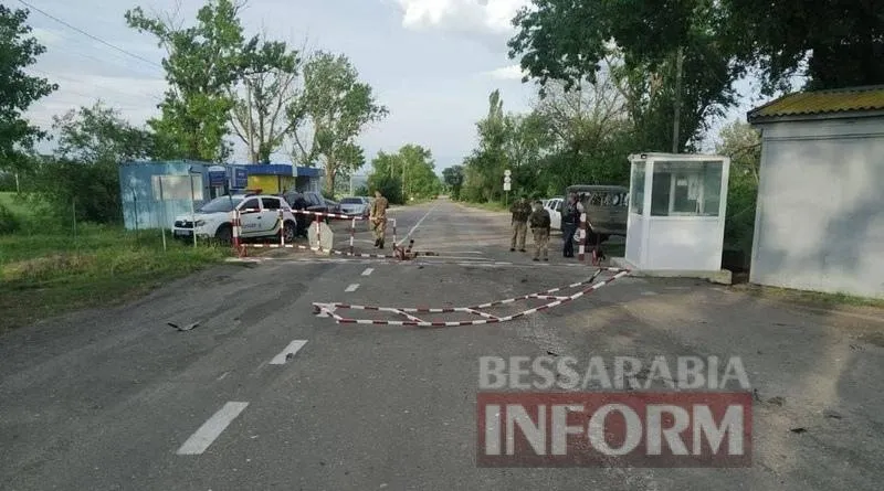 ДТП на Одещині поліцейський зніс шлагбаум контрольно-пропускного пункту