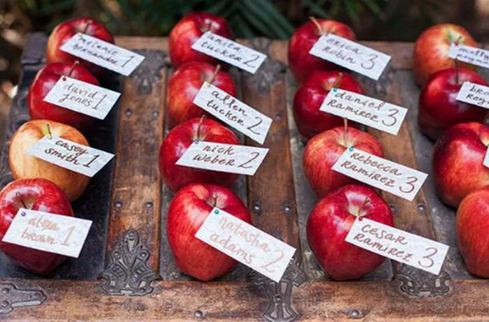 Підписане яблуко Підписане яблуко