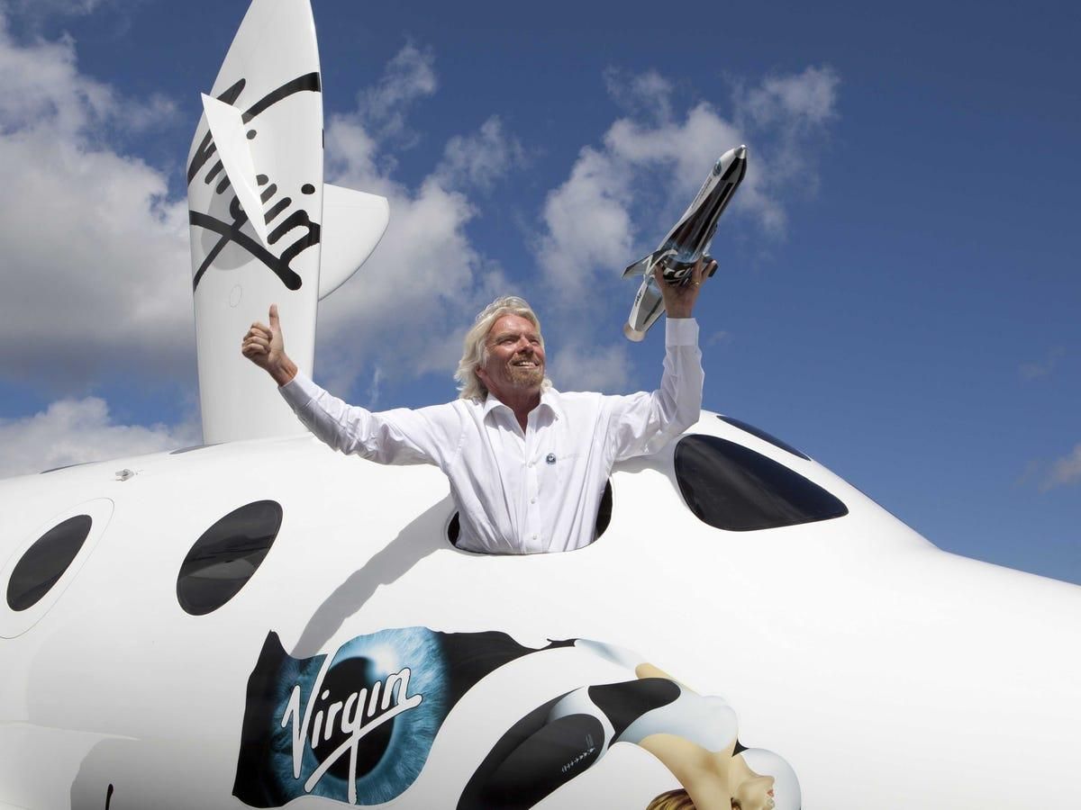 Власник Virgin Galactic Бренсон планує політ у космос – Голос Америки Власник Virgin Galactic Бренсон планує політ у космос – Голос Америки