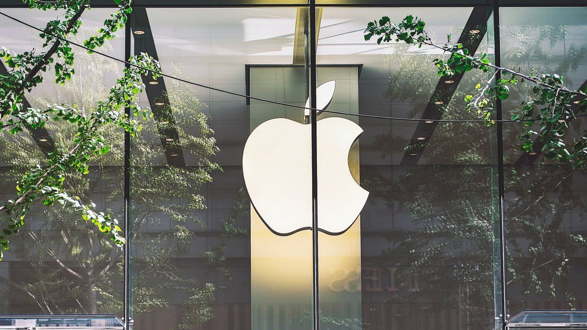 Працівники сервісного центру Apple опублікували інтимні фото клієнтки Працівники сервісного центру Apple опублікували інтимні фото клієнтки