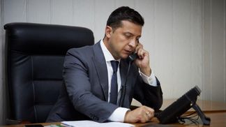 Слова не важливі, важливі вчинки, – Зеленський підсумував розмову з Байденом