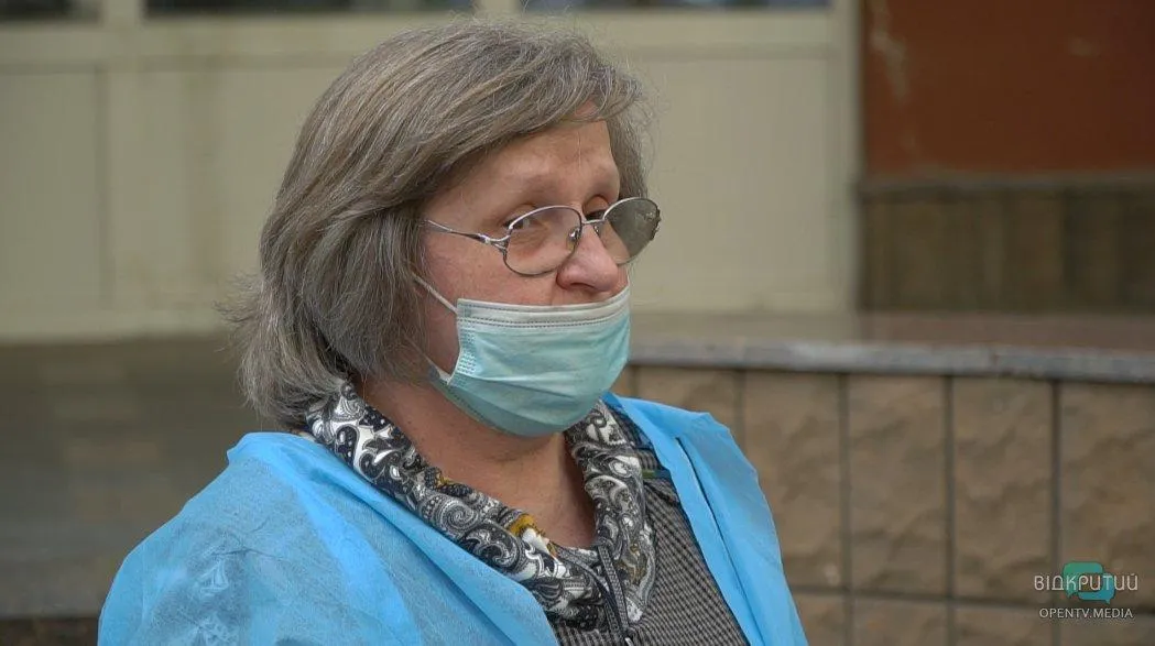 Дитина випала з балкона бабця Лікарі Постраждала Дитина вижила Дитина випала з балкона бабця Лікарі Постраждала Дитина вижила