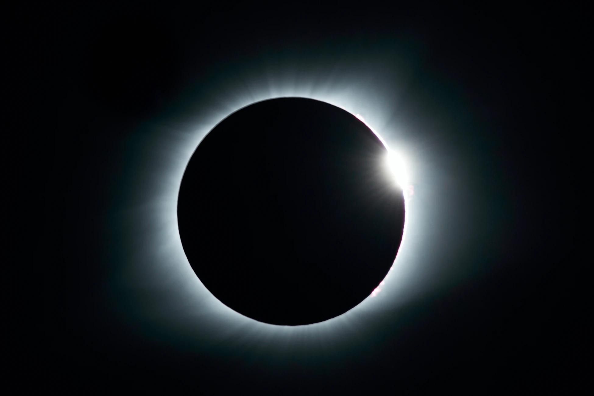 Сонячне затемнення, червень 2021 в Україні – дата, коли дивитись