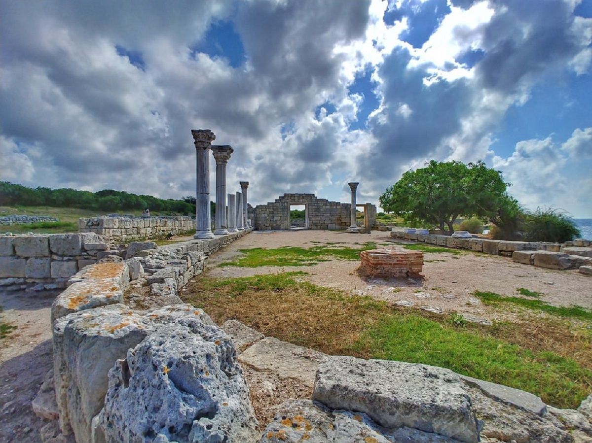 Россия уничтожает Херсонес Таврический под прикрытием реконструкции Россия уничтожает Херсонес Таврический под прикрытием реконструкции