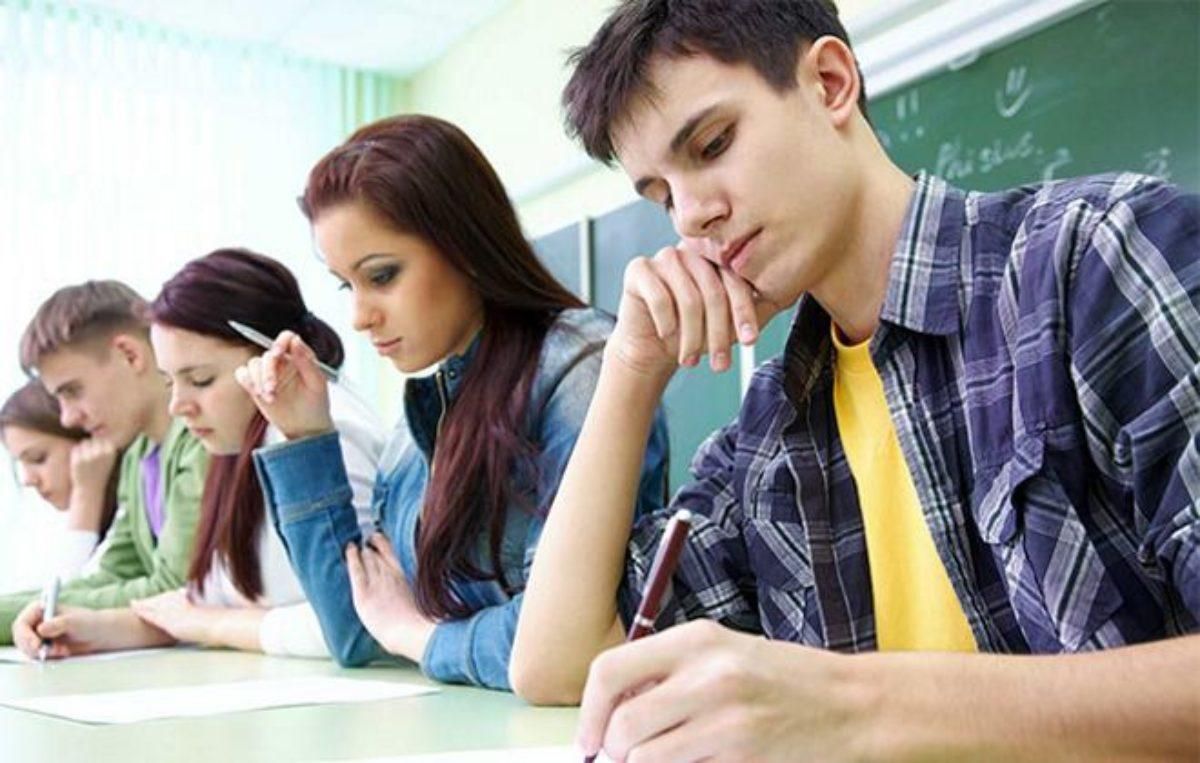 Рада може ухвалити законопроєкт про навчання у вишах російською мовою Рада може ухвалити законопроєкт про навчання у вишах російською мовою