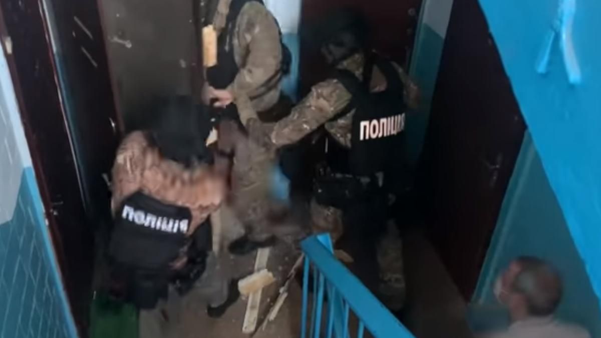 На Київщині затримали членів вкрай утаємниченого наркоугруповання