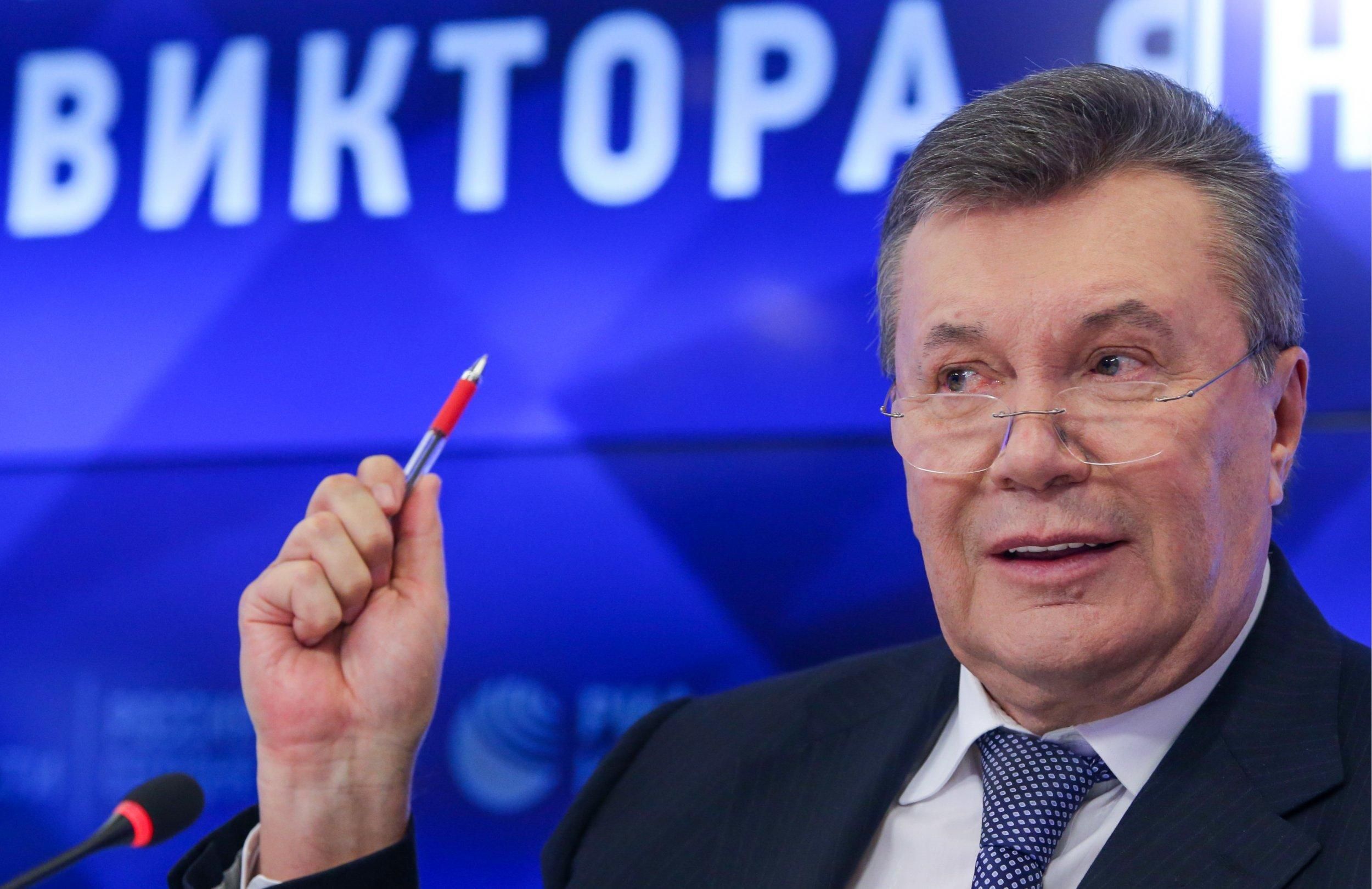 Янукович с сыном - санкции