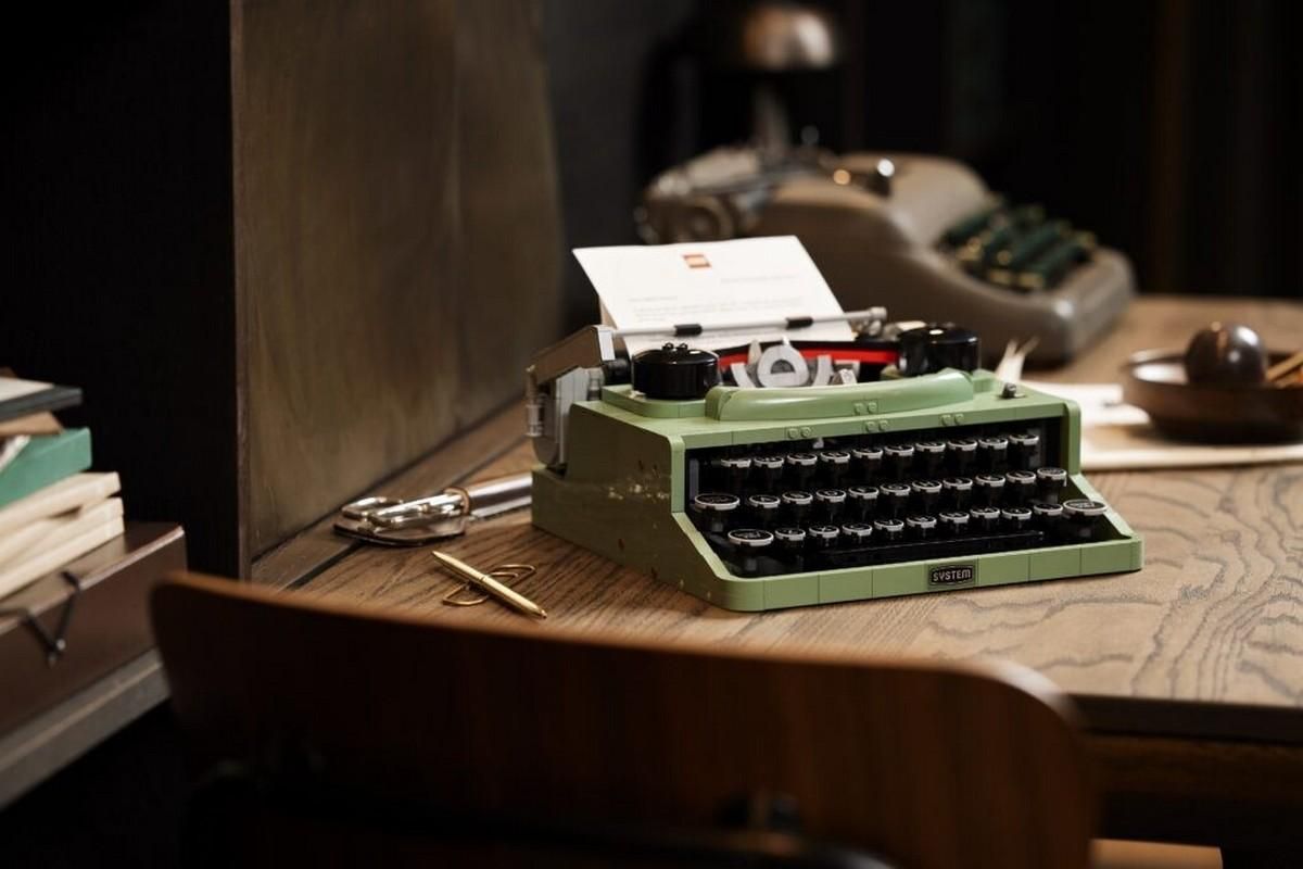 Lego создала конструктор в виде печатной машинки Lego создала конструктор в виде печатной машинки