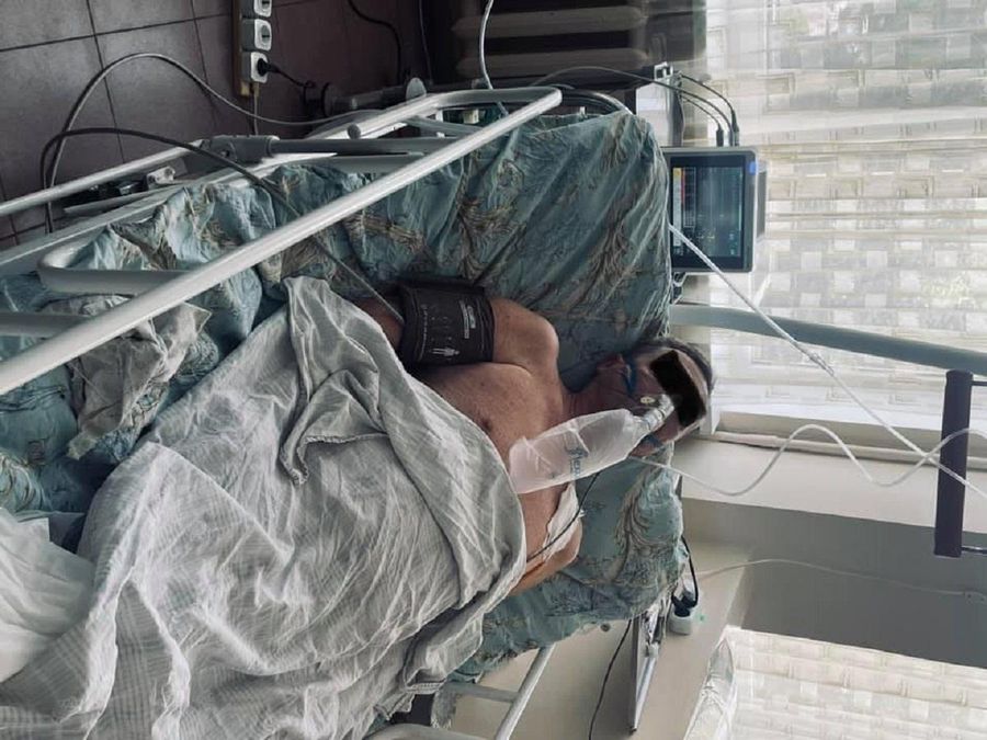 Врачи из Днепра спасли от COVID-19 мужчину с одним легким Врачи из Днепра спасли от COVID-19 мужчину с одним легким