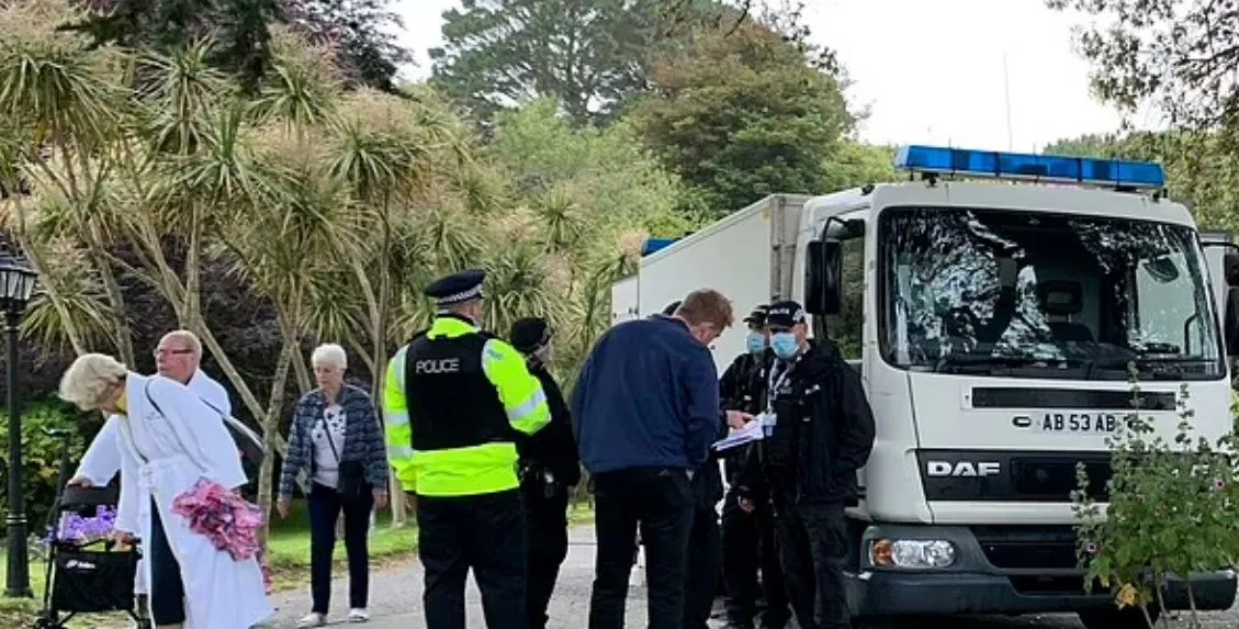 Евакуація готелю у Британії Евакуація готелю у Британії