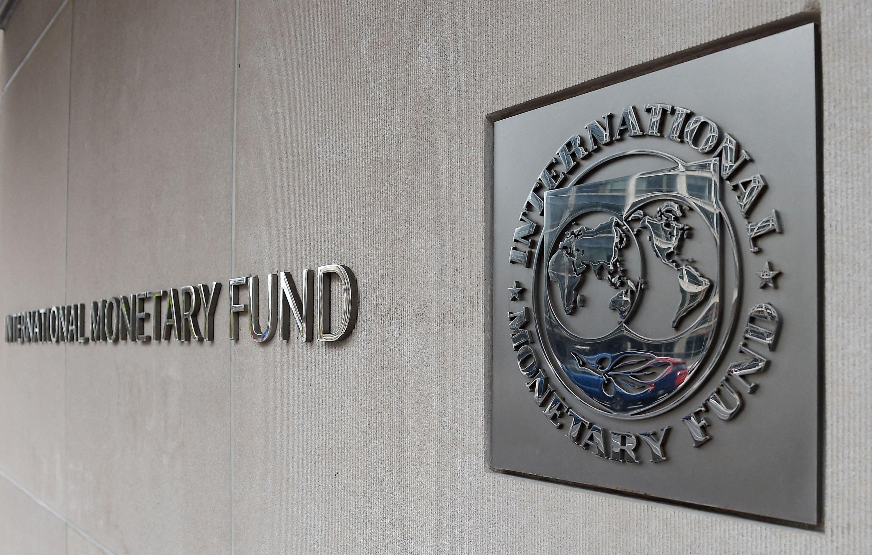 МВФ чекає від України більшого прогресу: деталі перемовин щодо траншу