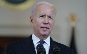 Байден підтвердив, що США передадуть майже 100 країнам вакцину Pfizer