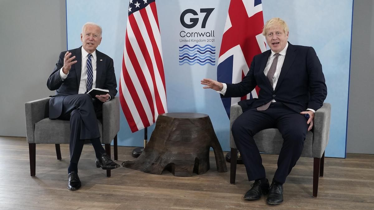 Байден і Джонсон підписали нову геополітичну угоду – Атлантичну хартію Байден і Джонсон підписали нову геополітичну угоду – Атлантичну хартію