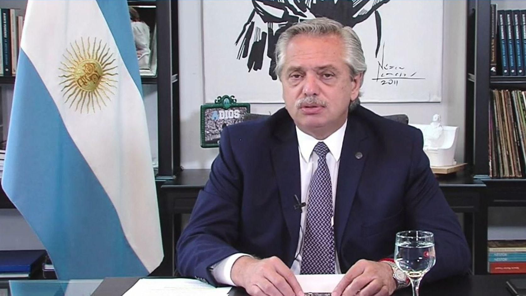 Бразильцы вышли из джунглей: президент Аргентины Бразильцы вышли из джунглей: президент Аргентины