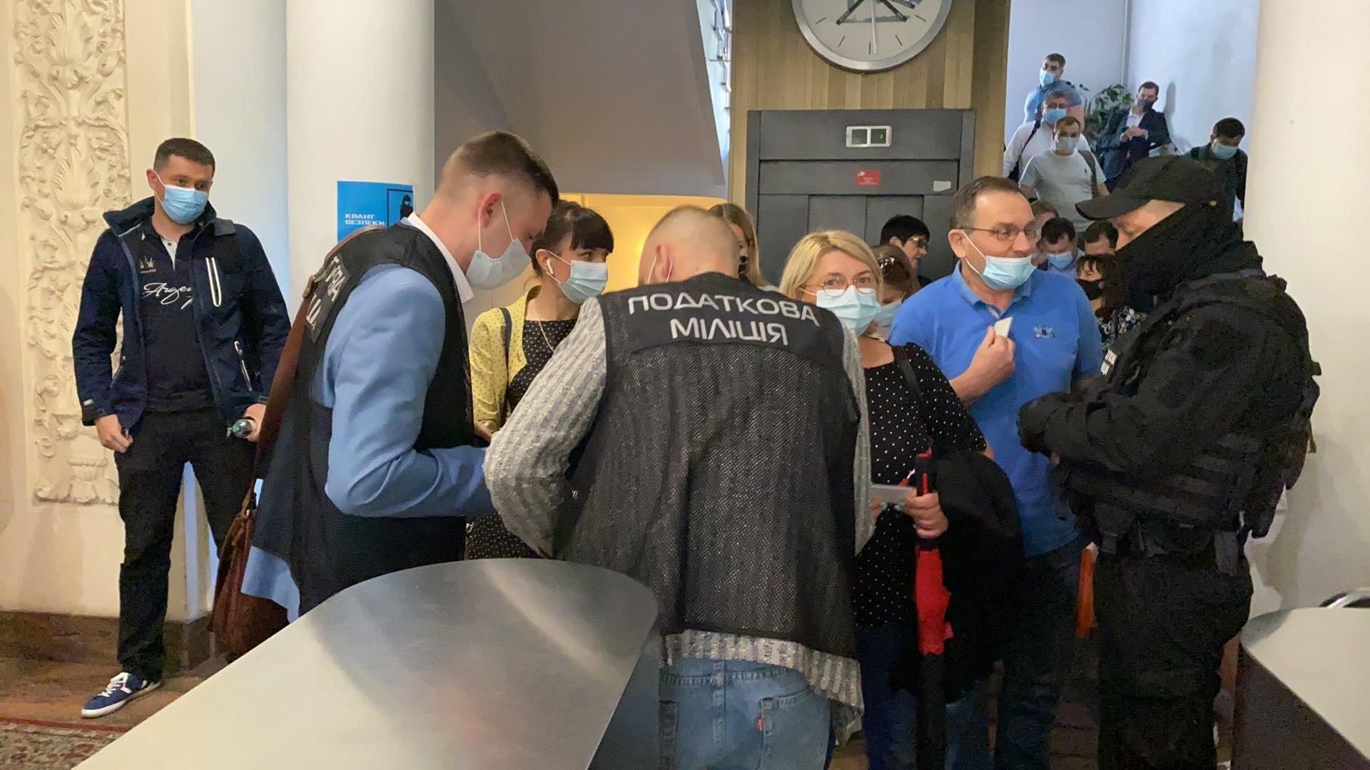 Наслідки зміни керівництва, – Лещенко про обшуки у Нафтогазі Наслідки зміни керівництва, – Лещенко про обшуки у Нафтогазі