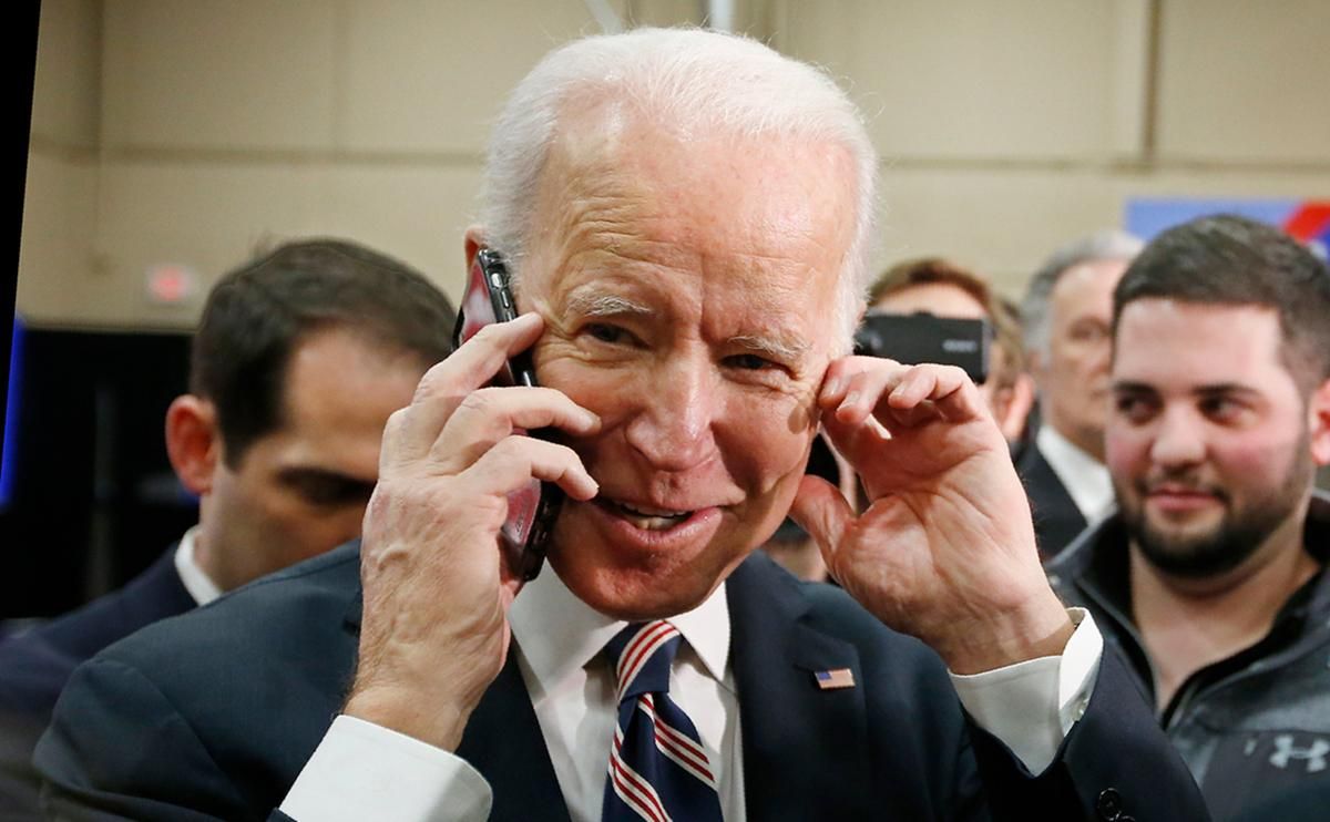 Байден, готуючись до зустрічі з Путіним, слухав звіти розвідки, – ЗМІ Байден, готуючись до зустрічі з Путіним, слухав звіти розвідки, – ЗМІ