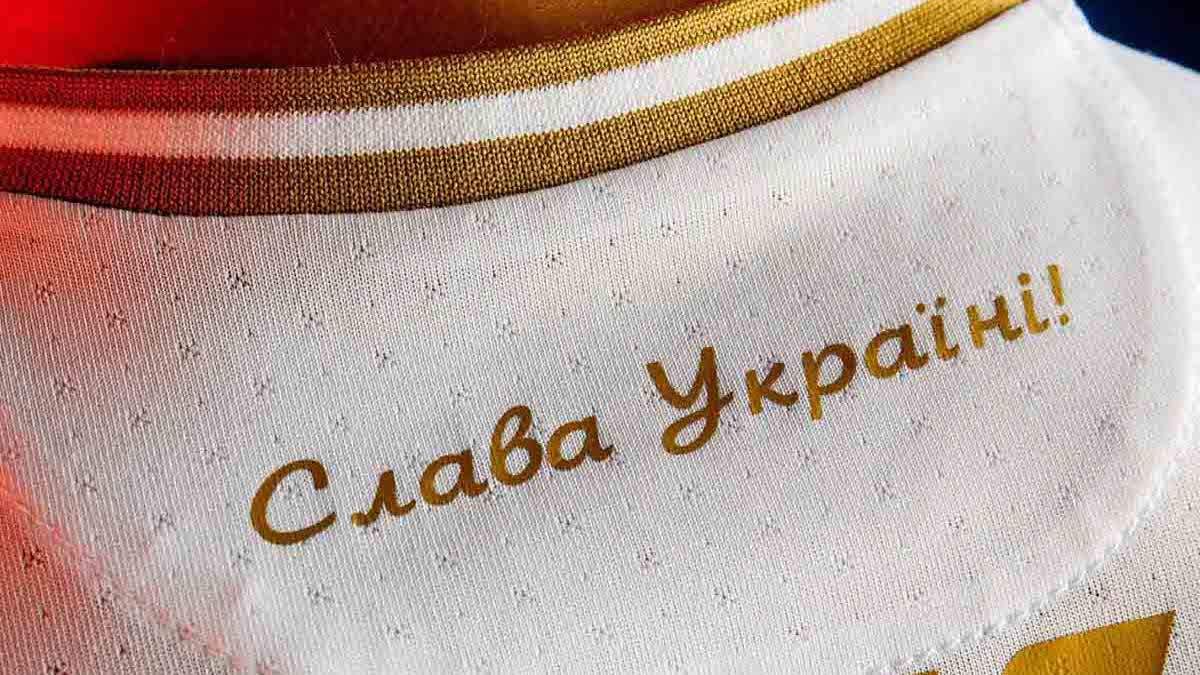 Помітили лише після реакції росіян, – Овдієнко про скандал щодо форми збірної України Помітили лише після реакції росіян, – Овдієнко про скандал щодо форми збірної України