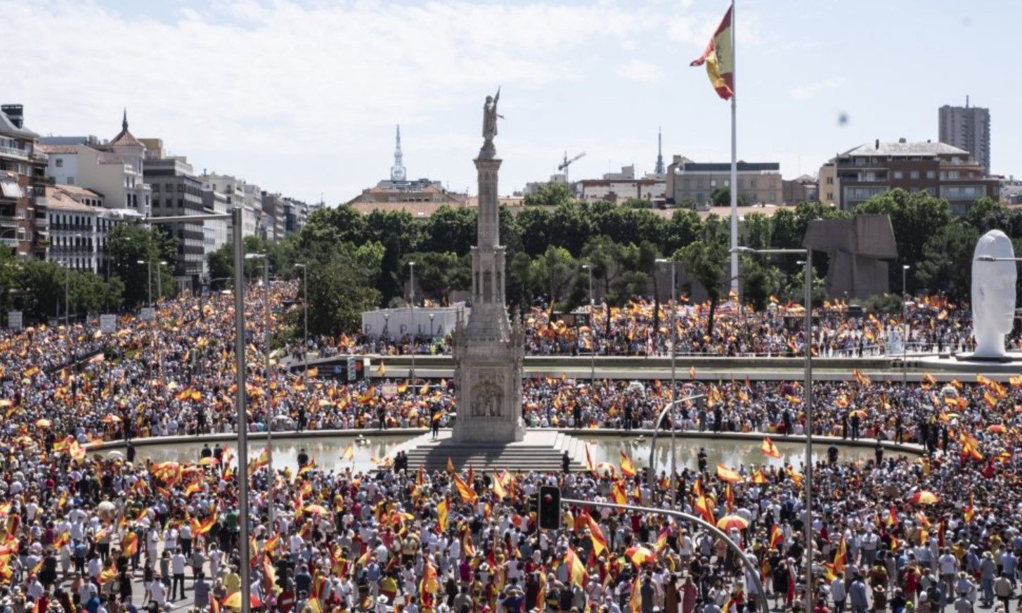 В Іспанії почалася масштабна акція проти помилування політиків Каталонії: відео