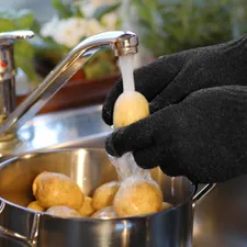 Картошку чистити Картошку чистити