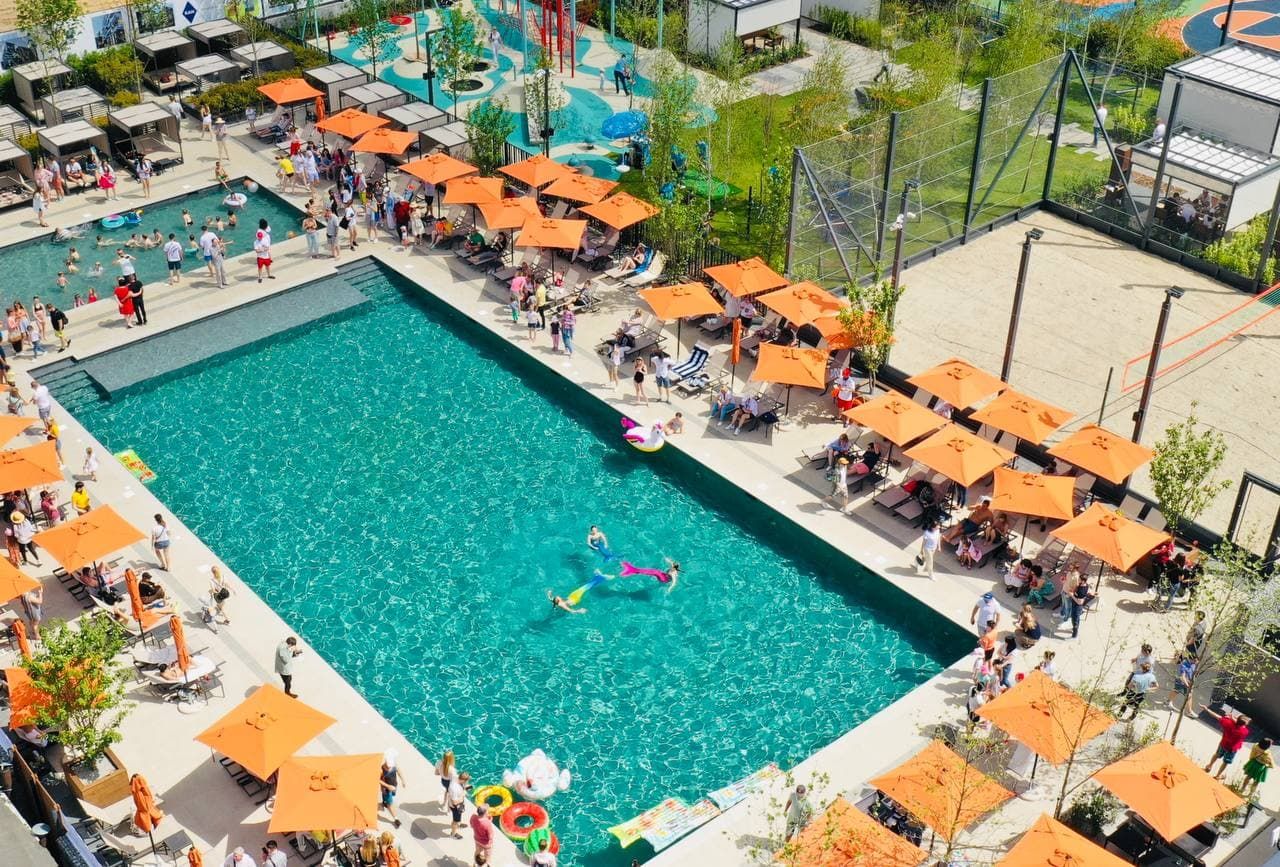 Відкриття пляжного комплексу в ЖК Файна Таун від KAN Development Відкриття пляжного комплексу в ЖК Файна Таун від KAN Development