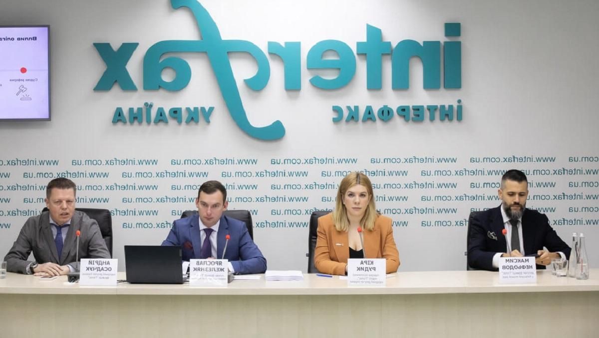 4 кроки для боротьби з олігархами: команда "Голосу" презентувала антиолігархічний пакет 4 кроки для боротьби з олігархами: команда "Голосу" презентувала антиолігархічний пакет