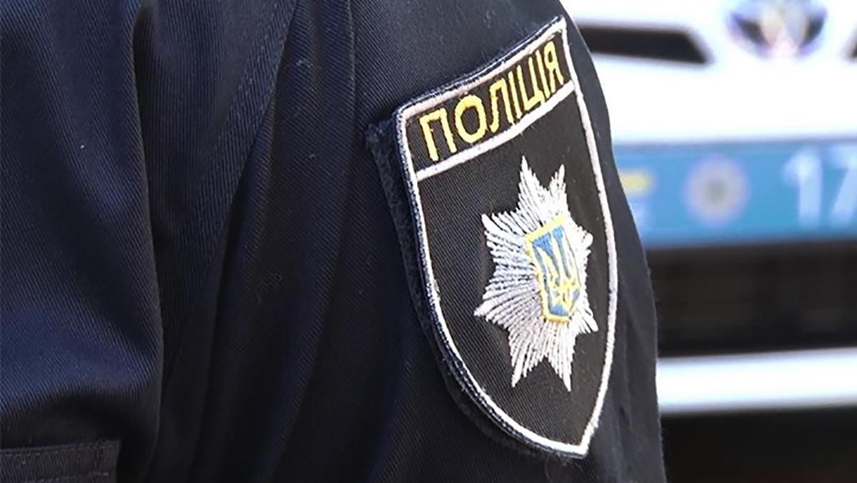 В Днепре подростки избили полицейского: похитивших В Днепре подростки избили полицейского: похитивших