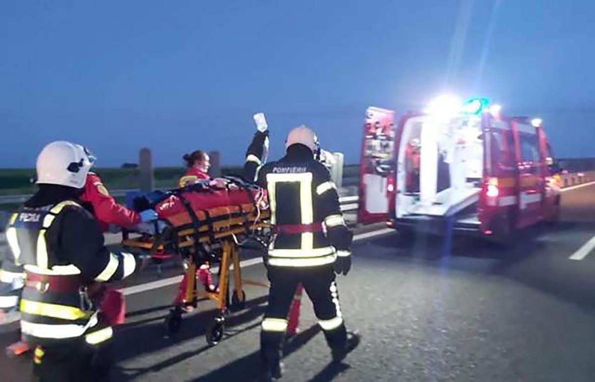 Аварія автобуса з українцями у Румунії: кількість жертв зросла Аварія автобуса з українцями у Румунії: кількість жертв зросла