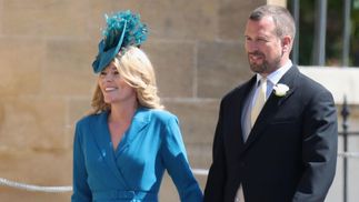 Внук Елизаветы II Питер Филлипс официально развелся с женой