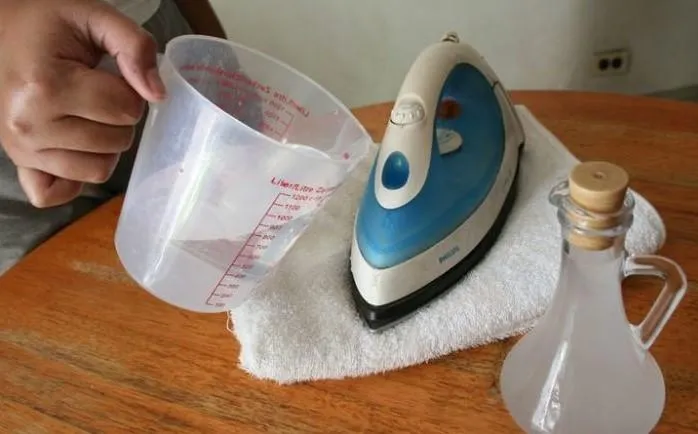 Оцет залити у праску Оцет залити у праску