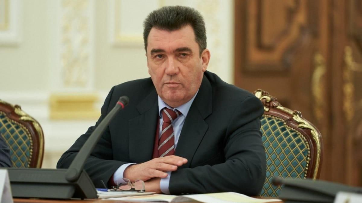 Данилов исключил открытия в Украине российских супермаркетов Данилов исключил открытия в Украине российских супермаркетов