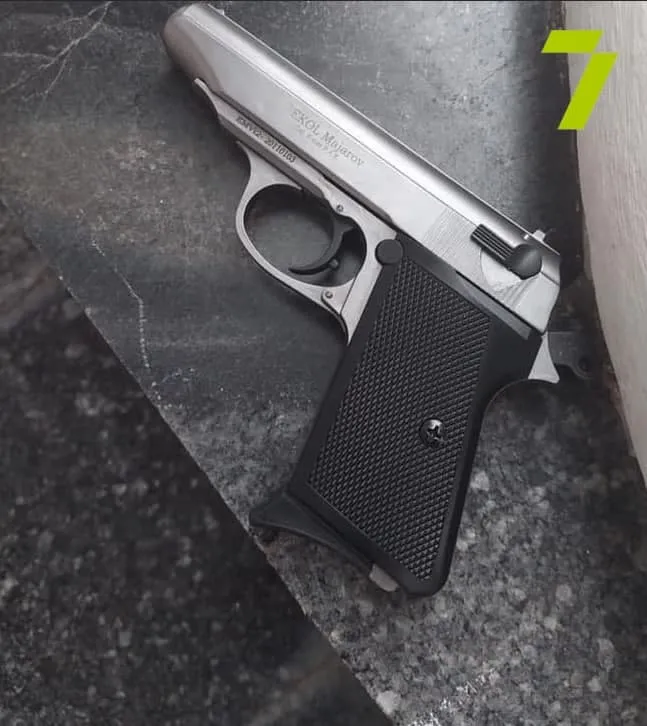 пістолет зброя стріляв стрілянина Одеса Поліція 