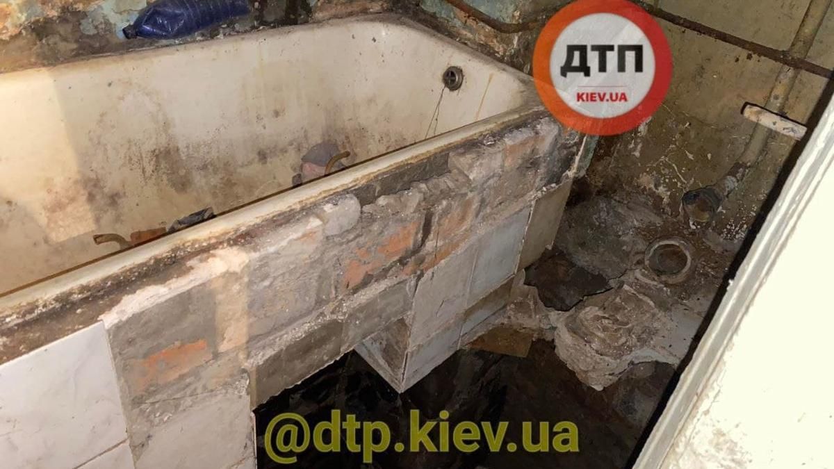 У центрі Києва в житловому будинку стався обвал підлоги