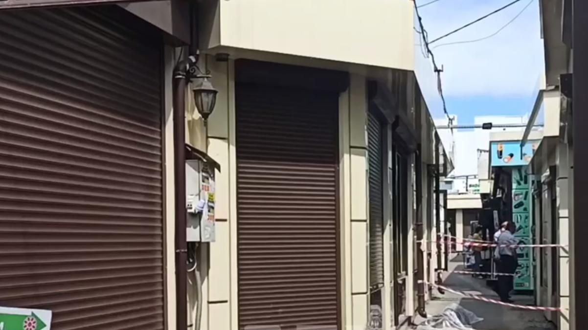 Упала и разбила голову на рынке: трагическая смерть в Харькове Упала и разбила голову на рынке: трагическая смерть в Харькове