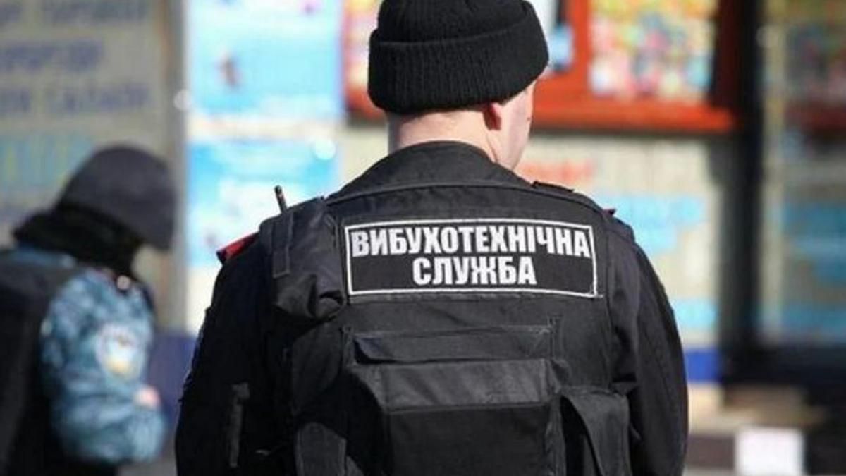 У Києві повідомили про мінування вокзалу та метро: це був фейк