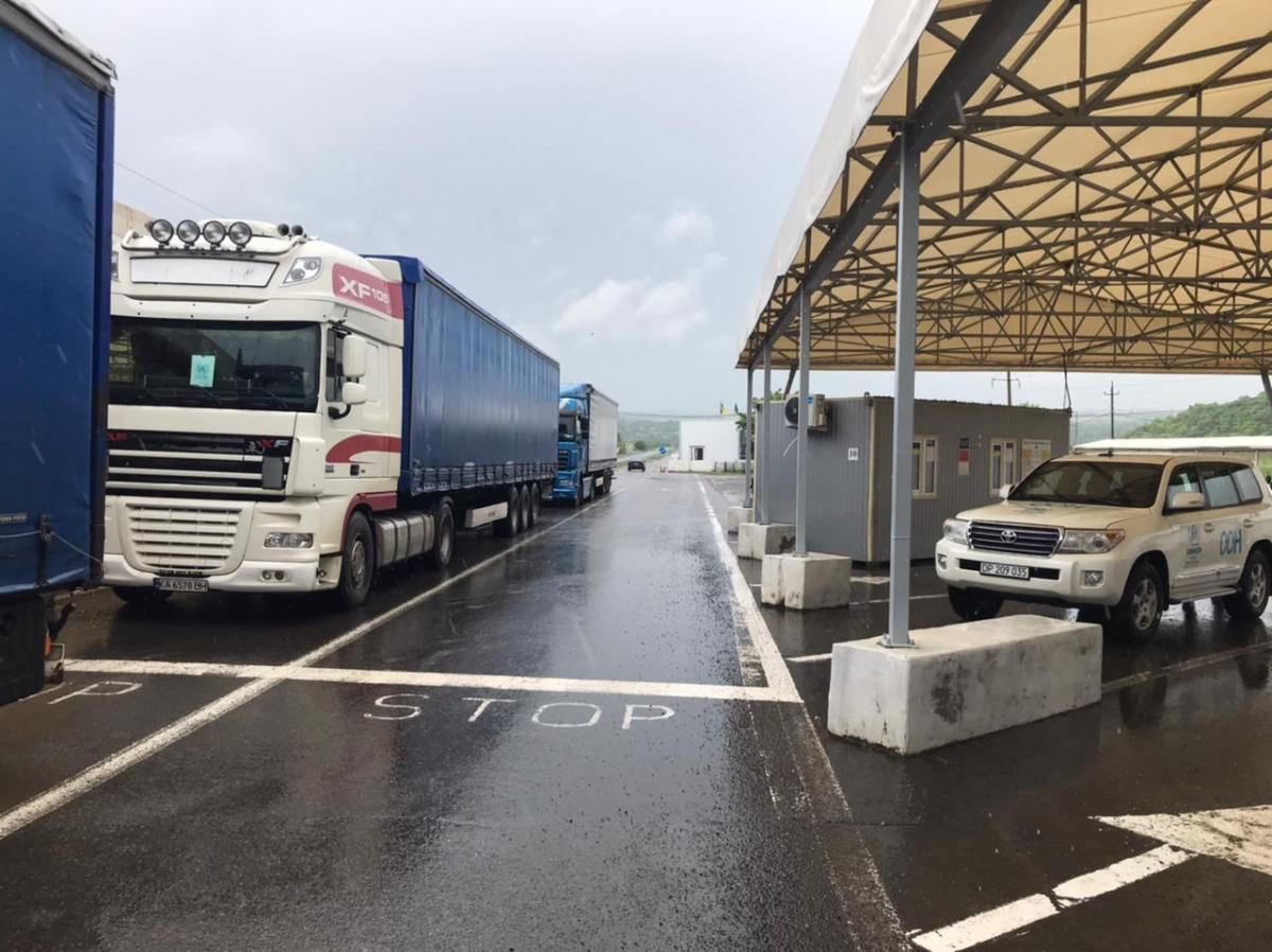 ООН передала на Донбас 100 тонн гуманітарної допомоги ООН передала на Донбас 100 тонн гуманітарної допомоги