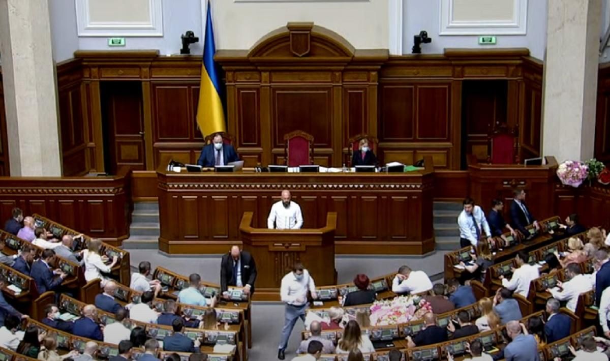 Рада ухвалила за основу проєкт про авіаправила Рада ухвалила за основу проєкт про авіаправила