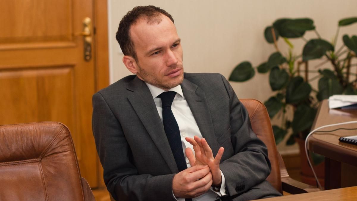 ДБР навідалось з обшуками в Антирейдерську комісію Мін'юсту ДБР навідалось з обшуками в Антирейдерську комісію Мін'юсту