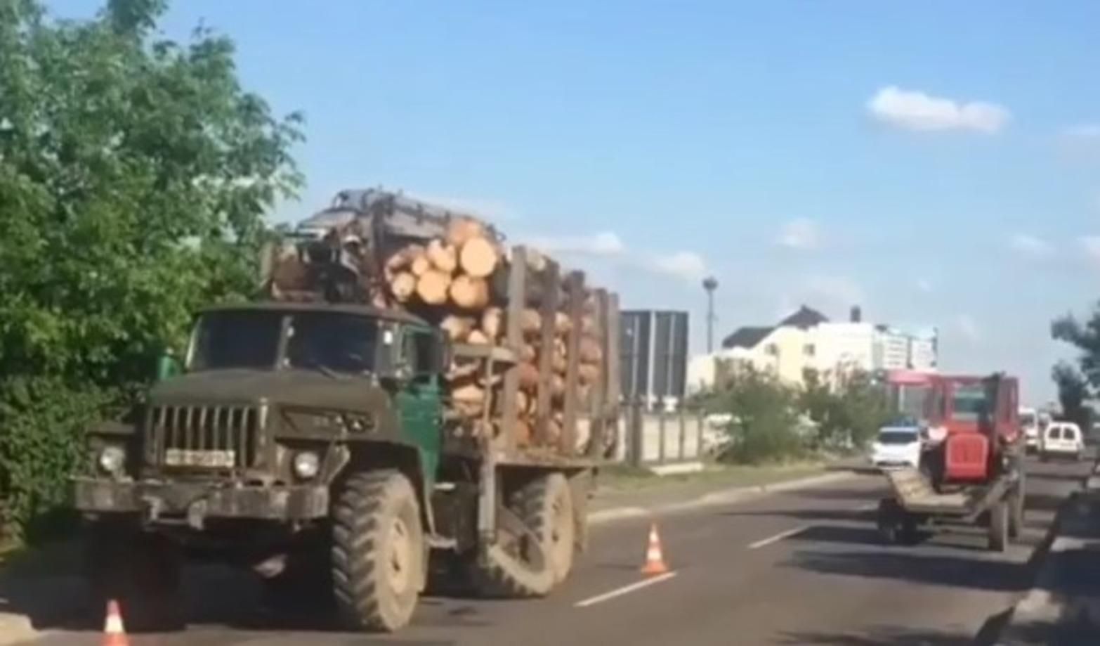 Колесо від вантажівки відірвало руку: на Рівненщині загинув пішохід