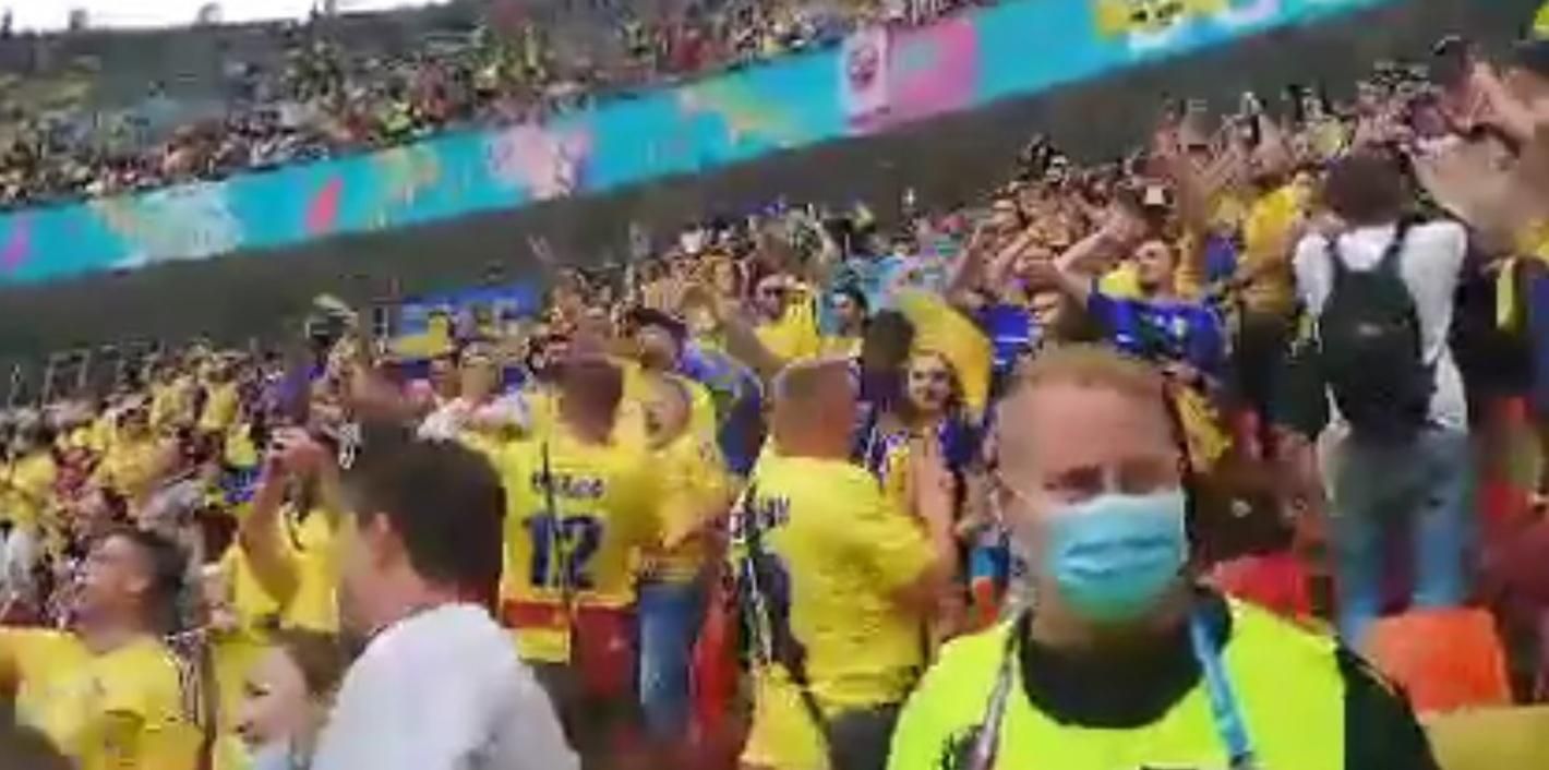 В Бухаресте украинские фаны пели Кто не скачет - то москаль: видео В Бухаресте украинские фаны пели Кто не скачет - то москаль: видео