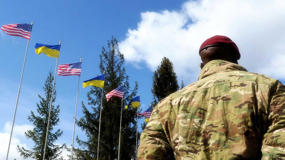Білий дім спростував чутки про заморозку військової допомоги Україні Білий дім спростував чутки про заморозку військової допомоги Україні