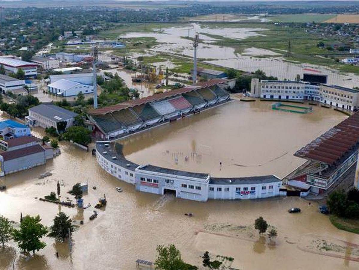 Не только Ялта: из-за мощных дождей затопило оккупированную Керчь