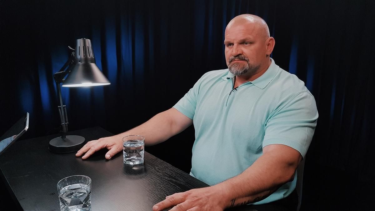 Серед помічників Вірастюка немає родичів: команда нардепа Серед помічників Вірастюка немає родичів: команда нардепа